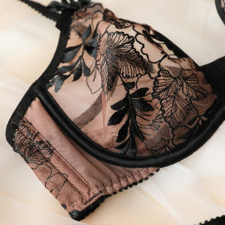 Set lingerie in pizzo