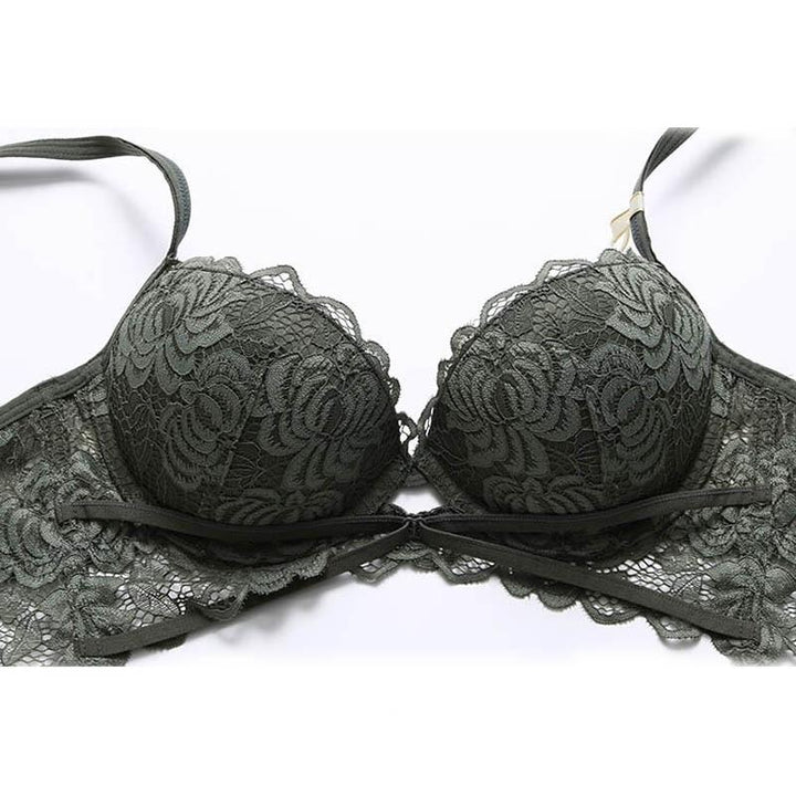 Set lingerie in pizzo effetto Push UP
