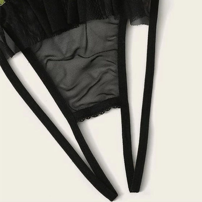 Set di biancheria intima con ricamo decorativo