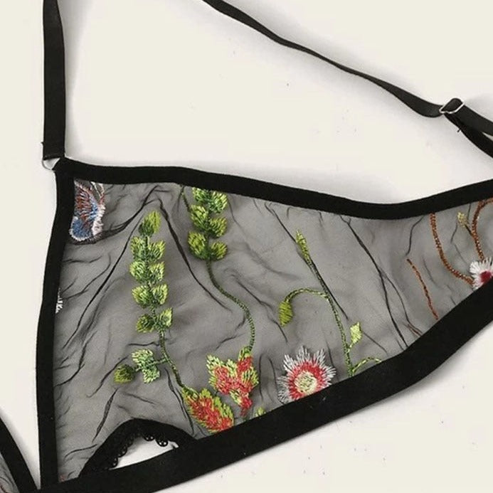 Set di biancheria intima con ricamo decorativo