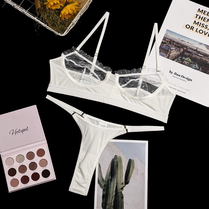 Set lingerie trasparente