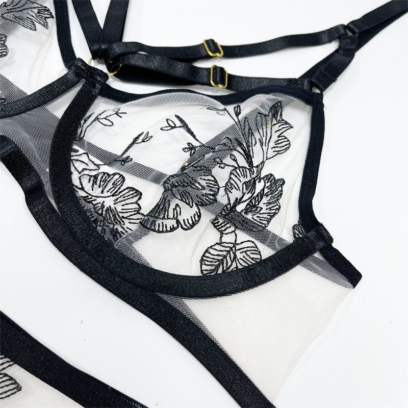 Completo intimo 3 pezzi con balza