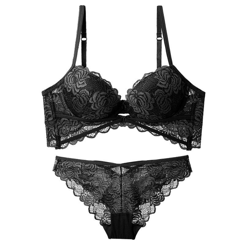 Set lingerie in pizzo effetto Push UP