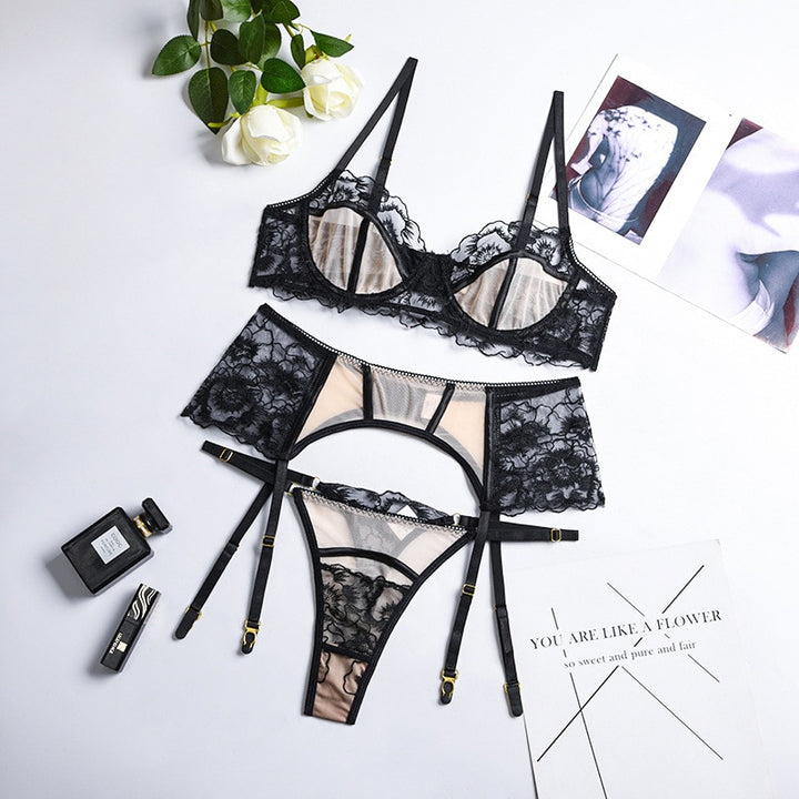 Elegante set intimo 3 pezzi con pizzo